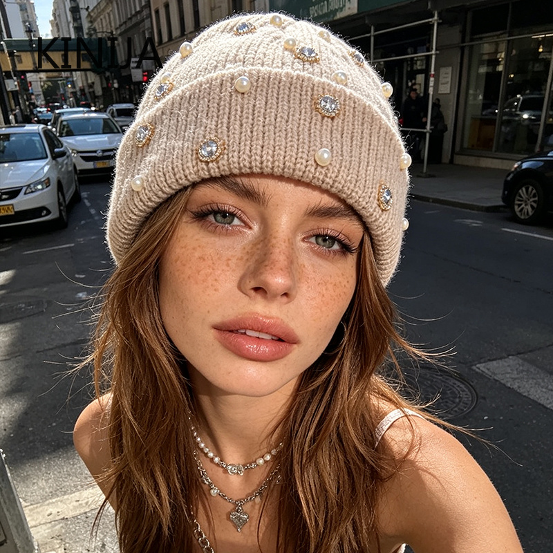 Winter Knit Beanie Hat Pearl R - огляд і ціна Beanie Cuffed Knit